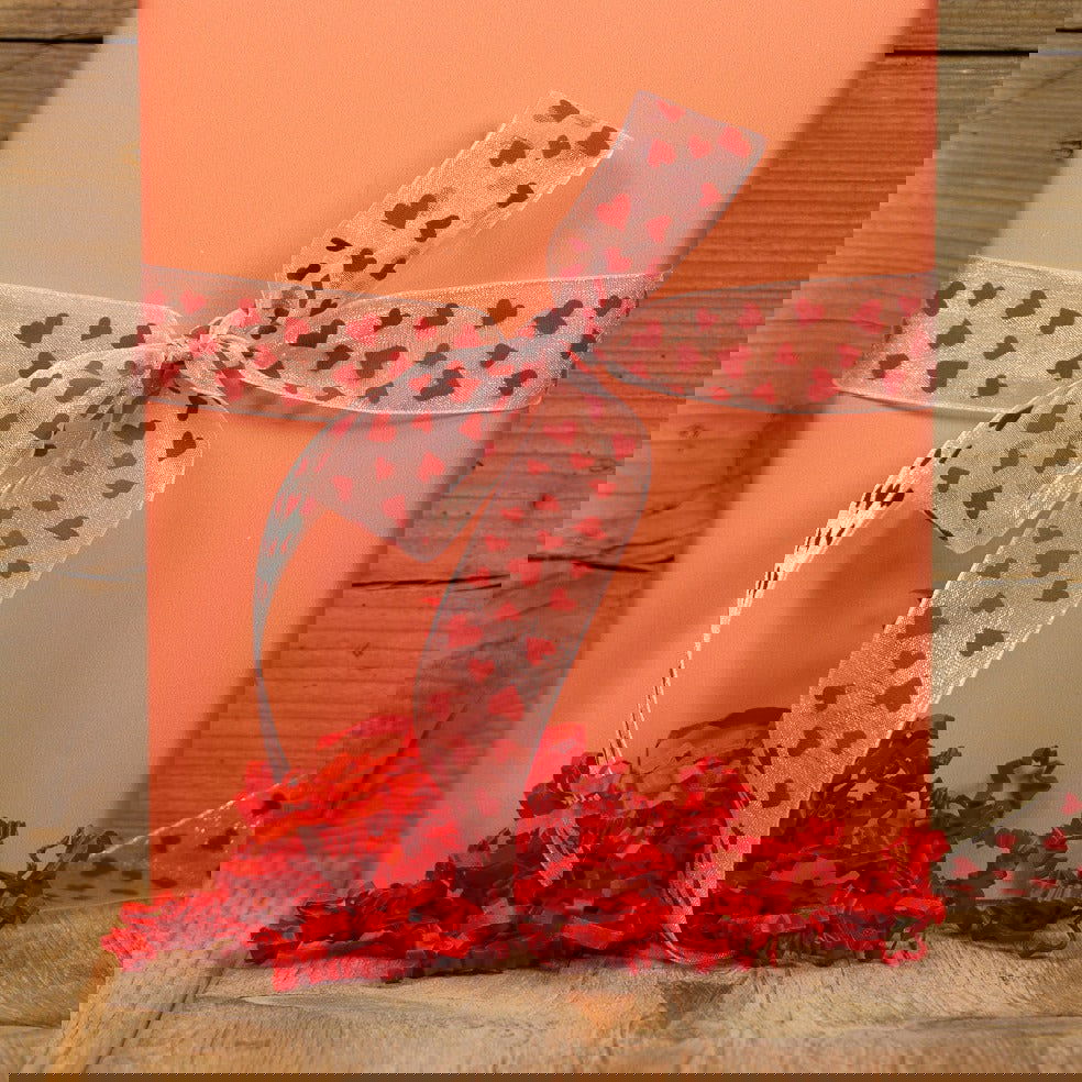 Organzalint wit met Hartjes Breed - Kadopapier.net