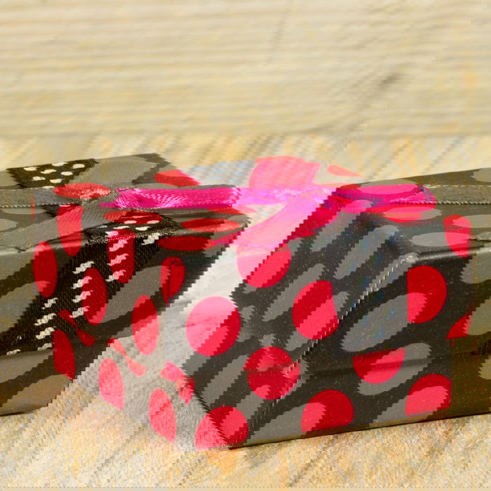 Ringdoosje Stip Fuchsia - Kadopapier.net