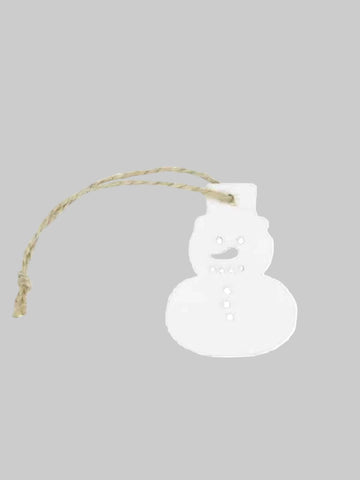 Houten hanger ‘Sneeuwpop’ (24 stuks) – Wit | 5 cm x 3,8 cm