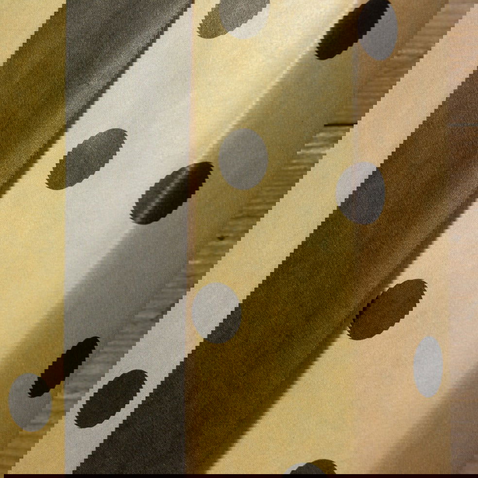 Bruine Kraft inpakpapier met Stippen - Kadopapier.net