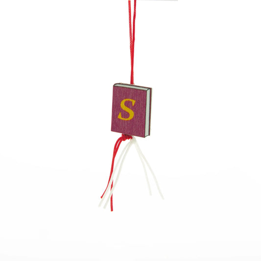 Gelukshanger Boek van Sint – 25 mm – Rood met gouden "S" – 100 stuks