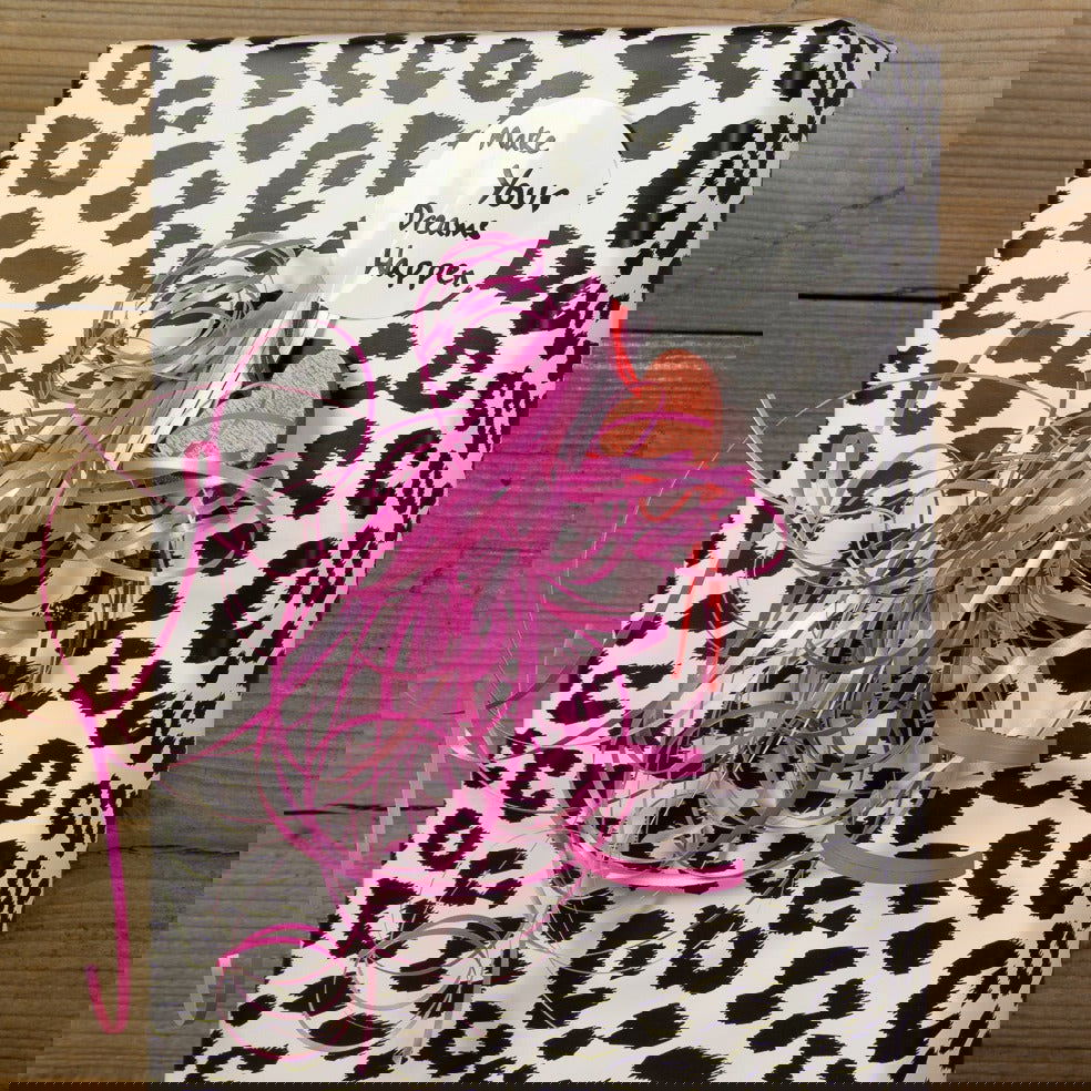 Zwart-wit Panterprint inpakpapier - Kadopapier.net